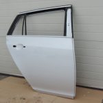 Opel Insignia A Sports Tourer Aizmugurējā labā durvju labo durvju krāsa GAN Argon Silver