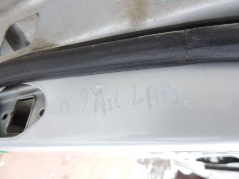 Opel Insignia A Sports Tourer Aizmugurējā labā durvju labo durvju krāsa GAN Argon Silver