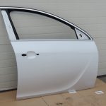 Opel Insignia A Sports Tourer Priekšējās labās durvis Priekšējās labās durvis Krāsa GAN Argon Silver