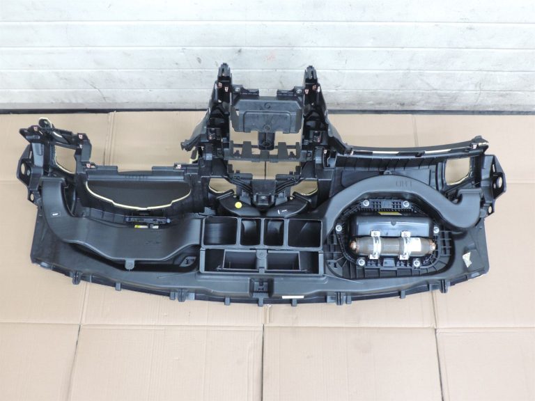 Opel Insignia A Sports Tourer instrumentu panelis 13275639