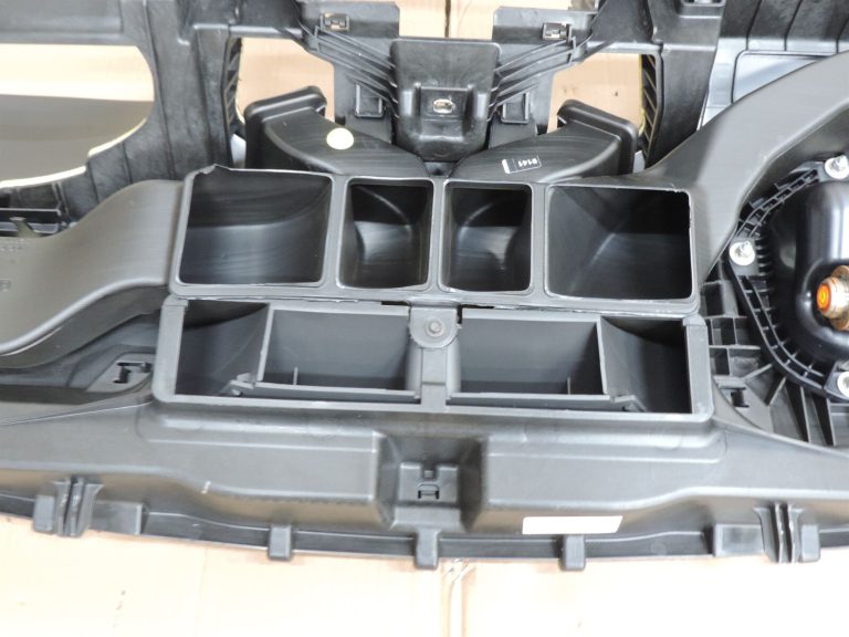 Opel Insignia A Sports Tourer instrumentu panelis 13275639