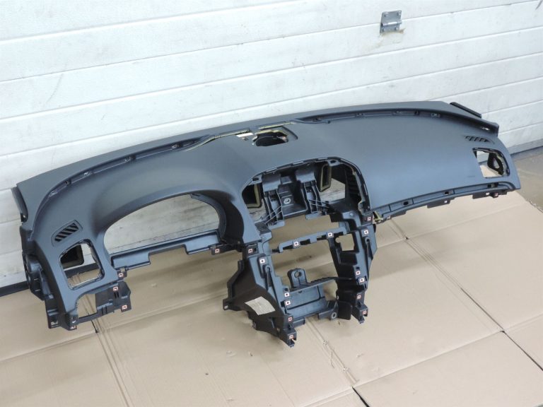 Opel Insignia A Sports Tourer instrumentu panelis 13275639