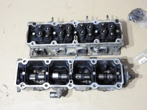 C18NZ Cilindra galva ar sadales vārpstas korpusu un sadales vārpstu Priekš Opel