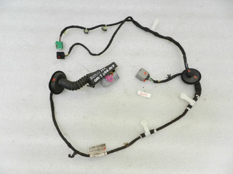 Opel Astra K Kombi Durvju instalācija Aizmugurējā labā 39015021
