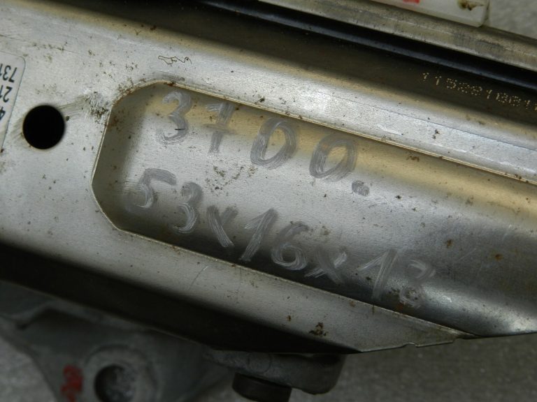 Opel Astra K Mehāniskais stūres statīva stūres atbalsts Stūres statīva regulēšana 39060144