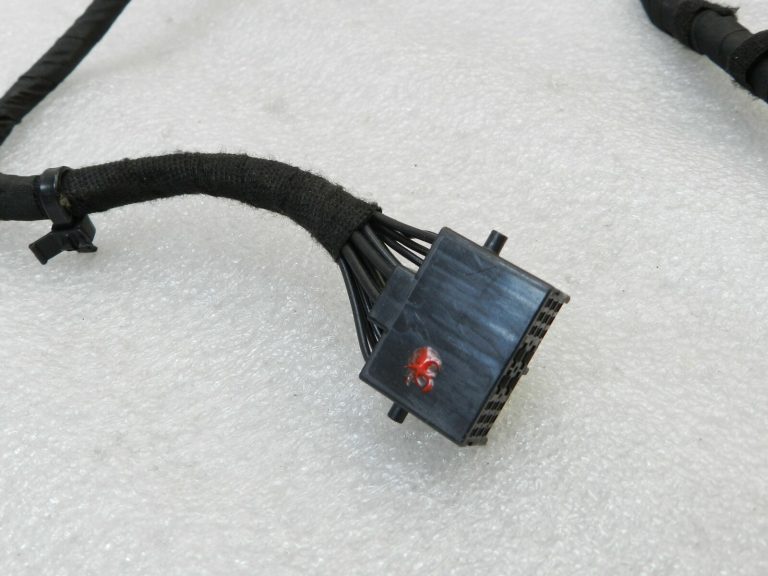 Opel Astra K Kombi Aizmugurējo durvju instalācijas pagarinājums 39008494