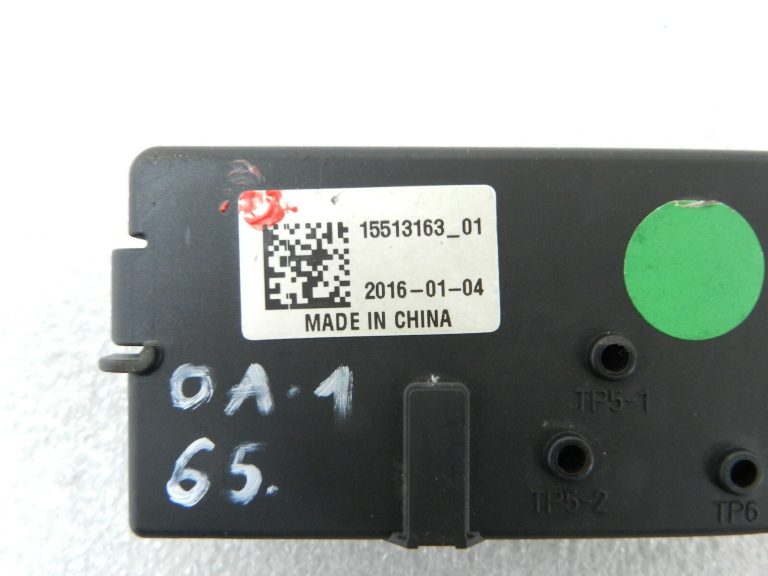 Opel Astra K instrumentu paneļa drošinātāju kārba releju kaste 13446496