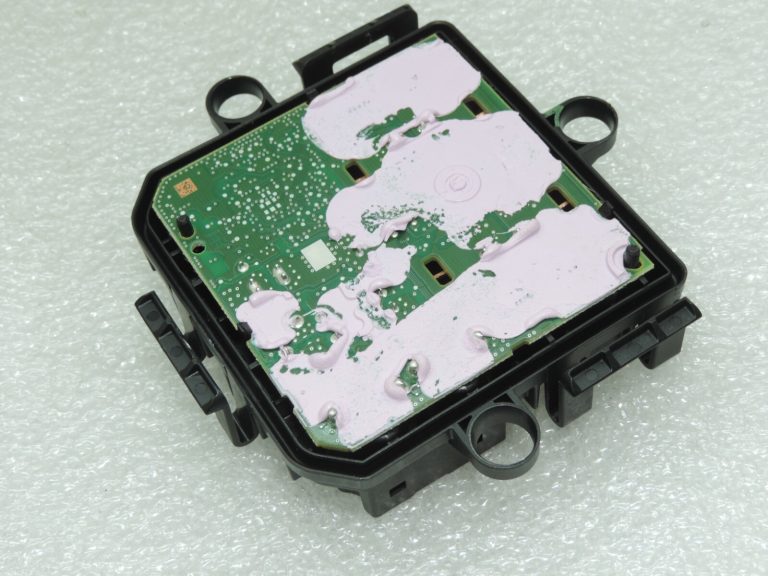 Opel Astra K sildītāja ventilatora motora rezerves daļas shēma 39010173 13497776