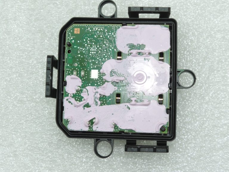 Opel Astra K sildītāja ventilatora motora rezerves daļas shēma 39010173 13497776