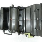 Opel Astra K Sildītāja korpuss Apsildes centrs Sildītāja serdeņa daļa 13429994 39206991