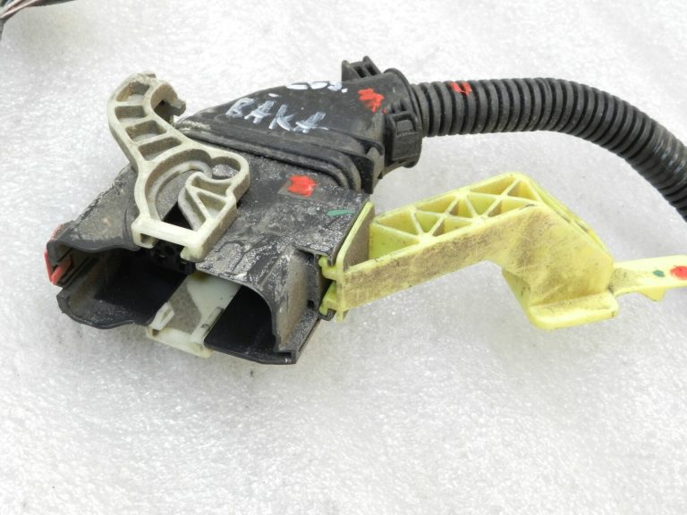 Opel Astra K kombi dīzeļdegvielas sūkņa elektroinstalācijas instalācija 13372749