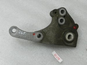 Opel Astra K 1.6CDTi B16DTE Dzinēja stiprinājums Aizmugures amortizators 13364129
