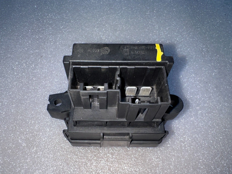 Opel Mokka oriģinālais kontrolieris pretestības ventilatora iekšējais ventilators 84178783