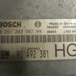 Dzinēja vadības bloks Opel Omega B 2.0 85kW 90492381 HG