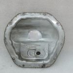 Oriģinālais Opel Frontera B 3.2 benzīna aizmugurējā diferenciāļa pārsegs97161128