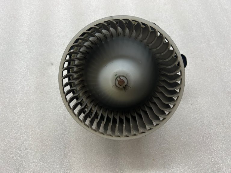 Opel Frontera sildītāja ventilatora motors 4027250060