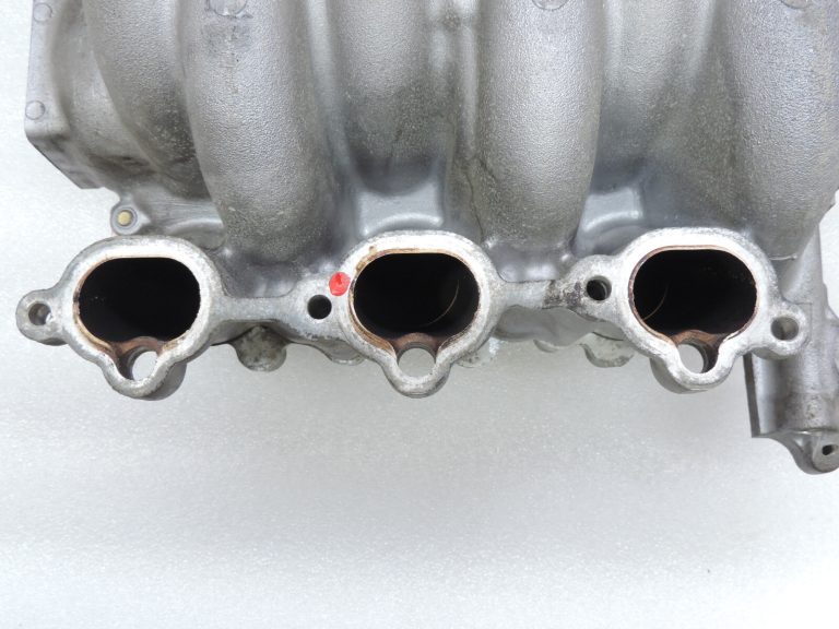 Opel Frontera B Monterey Isuzu Trooper 3.2i V6 6VD1 Ieplūdes kolektors Ieplūdes kolektora tilts