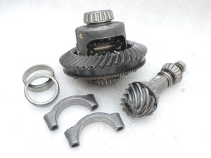 Opel Frontera B 2.2 DTi aizmugurējais LSD diferenciālis ar ierobežotu izslīdēšanas koeficientu 4.30 93184585