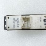 Opel Frontera B Aizmugurējā elektriskā loga slēdzis 97122102