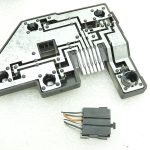 Opel Vectra B Lukturu turētāja ligzda aizmugurējā luktura kreisajā pusē 90568047 90512719