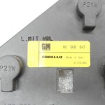 Opel Vectra B Lukturu turētāja ligzda aizmugurējā luktura kreisajā pusē 90568047 90512719