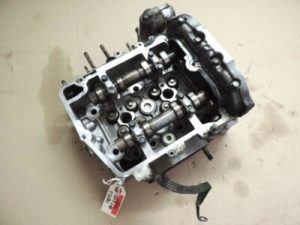 Subaru Legacy IV 2.0D EE20 dīzeļdzinēja cilindra galva T20D RH Right Right