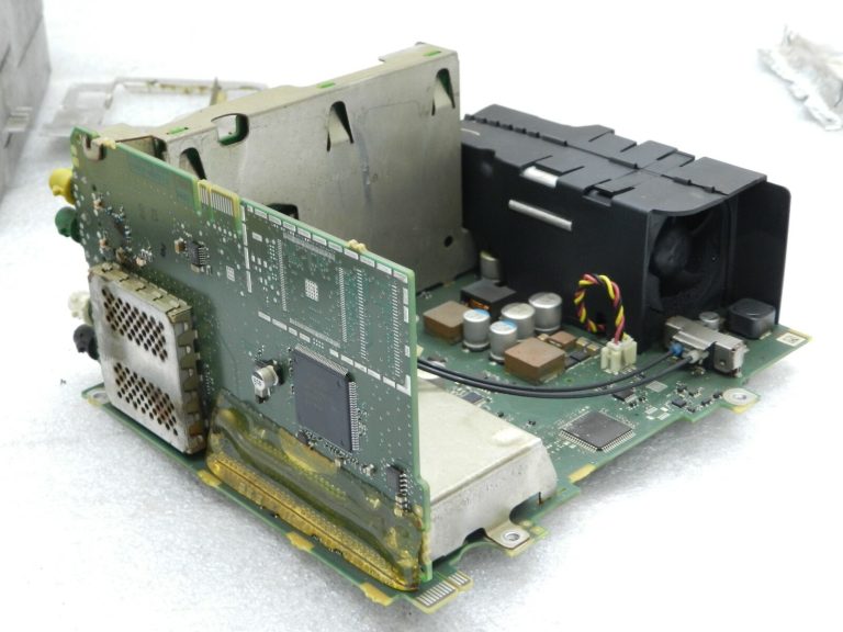 BMW F01 F01 F15 F16 F20 F20 F32 F32 F33 F80 Automobiļu radio vadības bloka rezerves daļas 9387565