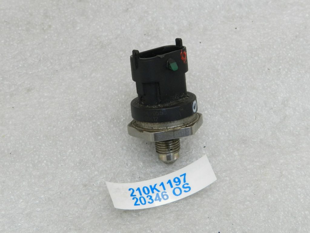 Opel SAAB 2.0i Turbo A20NFT Oriģinālais degvielas iesmidzināšanas sliedes spiediena sensors 12618108