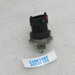 Opel SAAB 2.0i Turbo A20NFT Oriģinālais degvielas iesmidzināšanas sliedes spiediena sensors 12618108