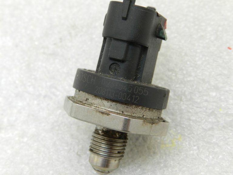 Opel SAAB 2.0i Turbo A20NFT Oriģinālais degvielas iesmidzināšanas sliedes spiediena sensors 12618108