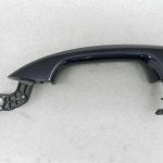 Mercedes W205 ārējo durvju rokturis priekšējais labās puses A0997601559 Krāsa 890U Canvasite Blue