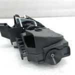 Mercedes W205 Priekšējais labās puses ārējo durvju rokturu rāmja kronšteins A0997604500