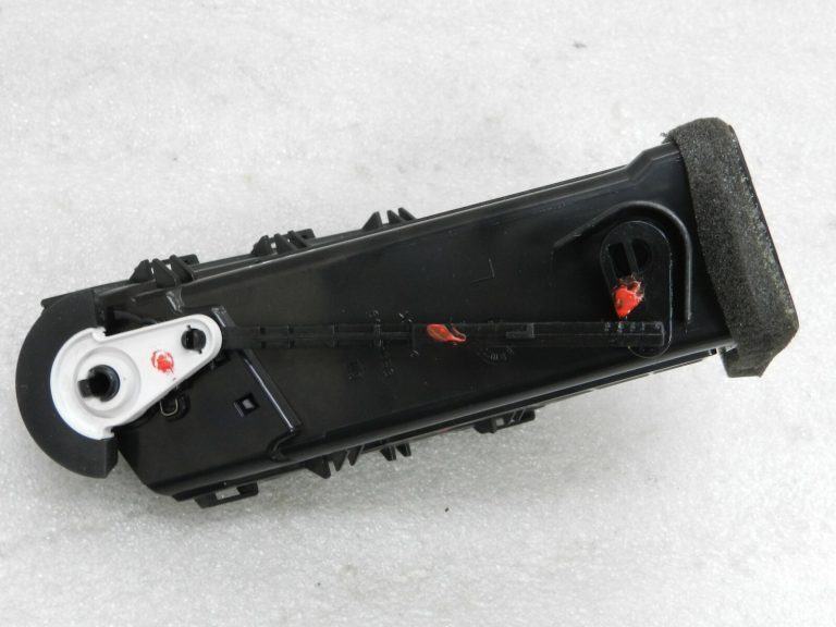 Chevrolet Cruze J300 gaisa režģis ventilācijas atveres paneļa centrālais kreisais stūrītis 95999099