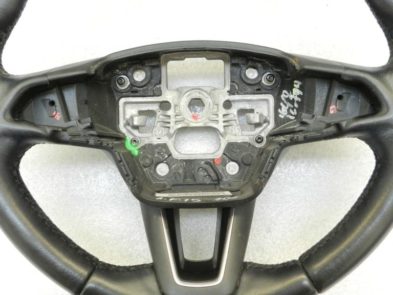 Ford Focus III ādas stūres rats ar ādas stūri 2014558 F1EB-3600-GG3ZHE