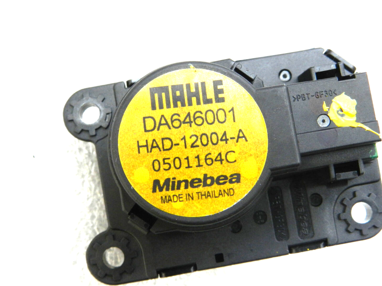 Opel Astra J K Insignia B Apkure Klimata servomotors Dzinējs 13416716 13426651