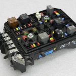 Opel Astra K 1.6CDTi B16DTE Drošinātāju bloks Vadības bloks Drošinātāju bloks 39040852