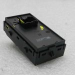 Opel Astra K Priekšējais labās puses logu regulatora slēdzis Logu slēdzis 13408448