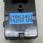 Opel Astra K Aizmugurējā labā kreisā loga regulatora slēdzis Logu slēdzis 13408452