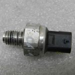 Opel Astra K 1.6CDTi eļļas spiediena slēdzis eļļas spiediena sensors Eļļas spiediena slēdzis 12637356