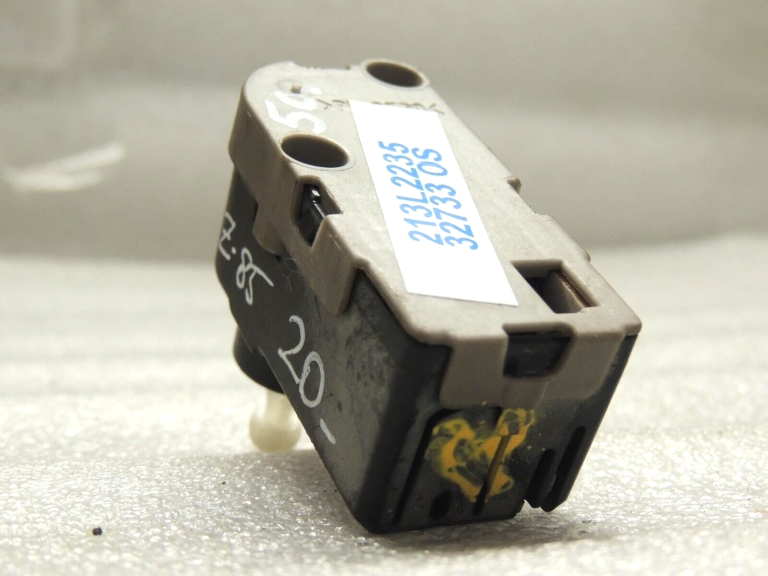 Audi Skoda Seat VW Citroen Fiat Peugeot LWR servomotors priekšējais lukturis 0307853316