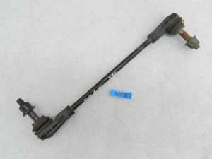 Opel Astra K Priekšējā labā stabilizatora stieņa balsta savienojums 39001004