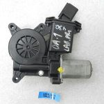 Opel Astra K Priekšējais labās puses loga motors Logu motors Motors C46108-100