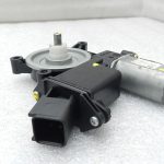 Opel Astra K Priekšējais labās puses loga motors Logu motors Motors C46108-100