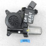 Opel Astra K Aizmugurējā kreisā loga regulatora motors Logu motors C46111-100