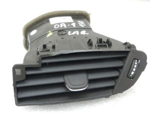 Opel Astra K gaisa režģis ventilācijas atveres labajā pusē Gaisa ventilācijas atveres 13406751