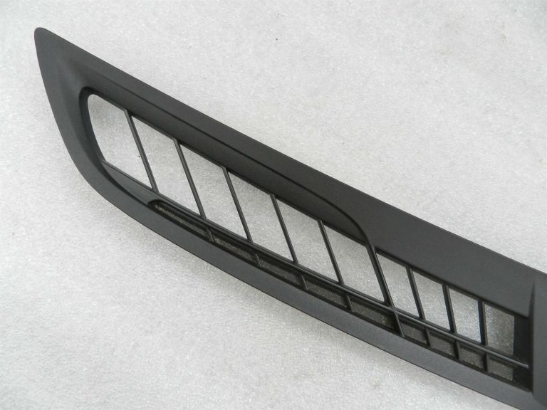 Opel Astra K instrumentu paneļa centrālā atgaisotāja ventilācijas restes 13412980 39056777