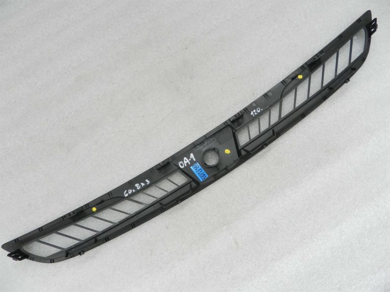 Opel Astra K instrumentu paneļa centrālā atgaisotāja ventilācijas restes 13412980 39056777