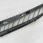 Opel Astra K instrumentu paneļa centrālā atgaisotāja ventilācijas restes 13412980 39056777