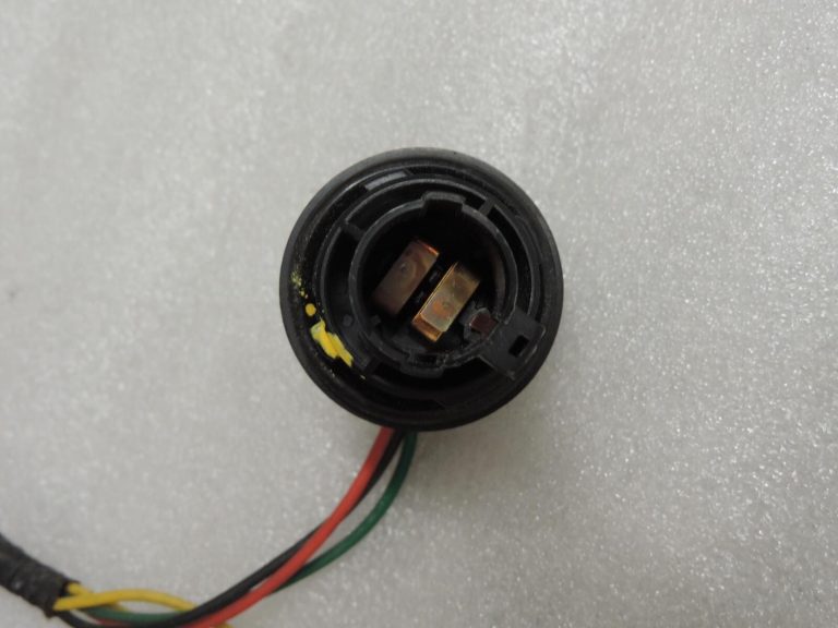 Chevrolet Orlando oriģinālā aizmugurējā apgaismojuma trose 95987614