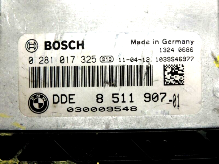 BMW 5. sērijas F10 F11 X3 F25 F33 3.0D N57 Motora vadības bloks Vadības bloks DDE 13618573773
